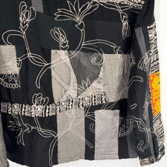 Chicos 2 Design Black Embroidered jacket Abstract Floral  size large vintage - Picture 10 of 11